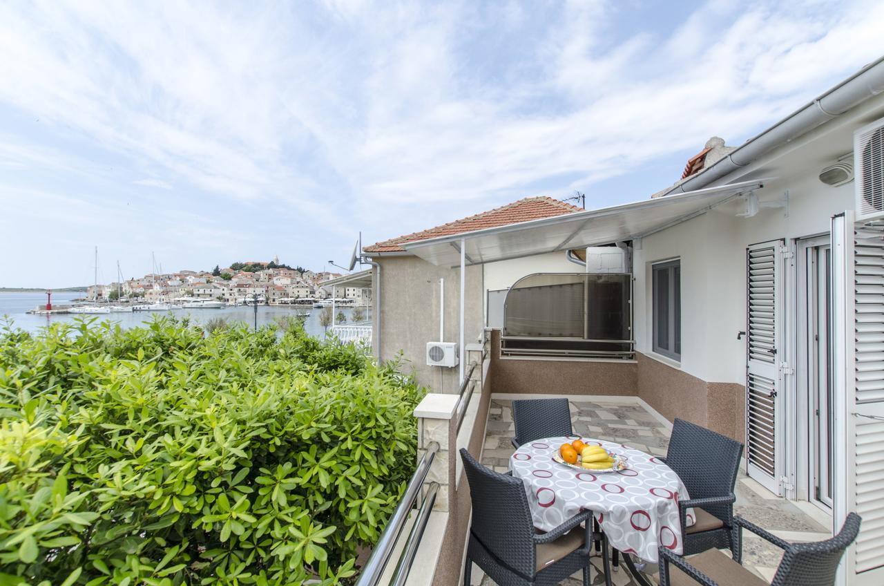 Apartment Danijela Primosten Ngoại thất bức ảnh
